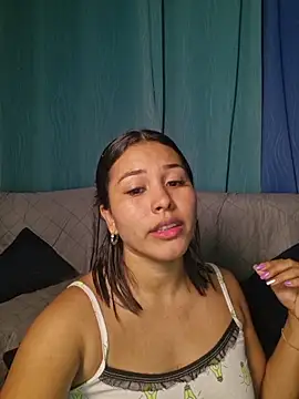 caylinhot7 online show from October 8, 5:38 am