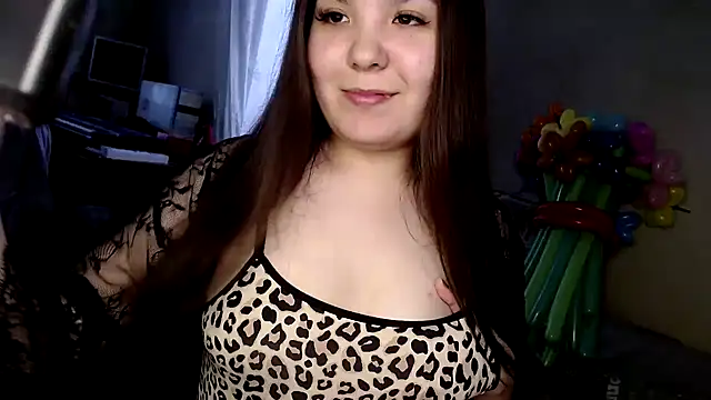 Var Kiss online show from March 13, 10:05 am