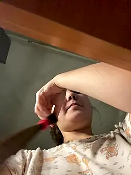 Var Kiss online show from December 20, 4:58 pm