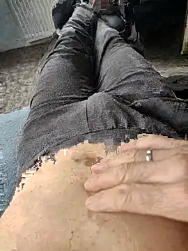 kiam471 online show from March 30, 1:34 pm