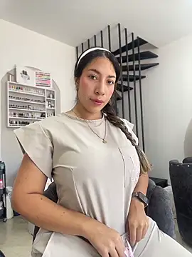 Snapshot of daniela_henao chatting on April 14, 2:56 pm daniela henao online show from April 14, 2:56 pm
