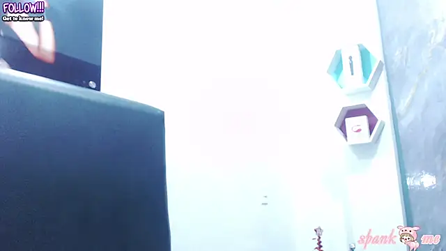 hornywife  online show from November 14, 10:29 pm