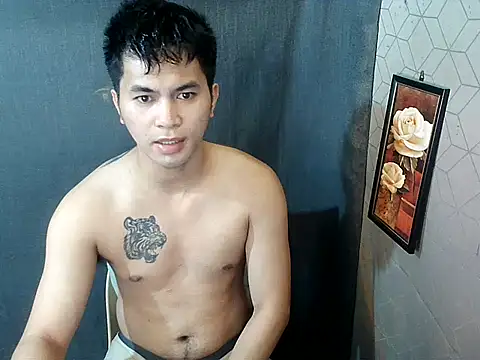 Snapshot of asianpatt69 chatting on May 5, 5:21 pm asianpatt69 online show from May 5, 5:21 pm