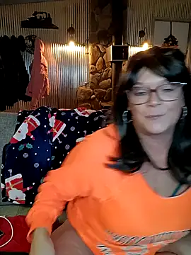 cowgirlc online show from December 7, 1:58 am