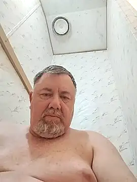 lawndad79 online show from January 10, 1:40 am