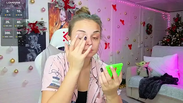 Misss Vikk online show from January 9, 2:25 am