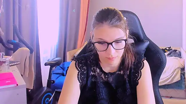 MollyLollipop online show from April 29, 5:55 am