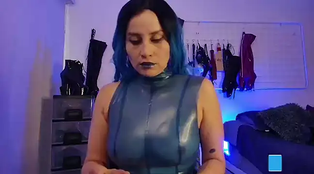 mylatexpleasure online show from January 17, 7:49 pm