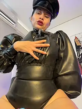 mylatexpleasure online show from October 20, 7:14 pm