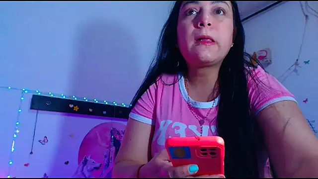 Snapshot of oliviarodriguez2u chatting on May 9, 10:04 pm oliviarodriguez2u online show from May 9, 10:04 pm