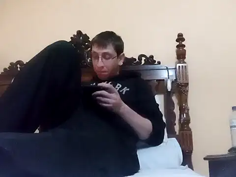 Snapshot of White_rabbit_ chatting on January 18, 9:13 pm White rabbit  online show from January 18, 9:13 pm