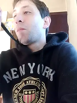 Snapshot of White_rabbit_ chatting on March 14, 8:42 am White rabbit  online show from March 14, 8:42 am