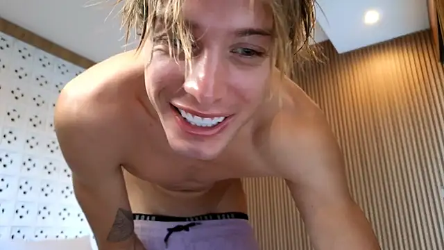 Cryptikov online show from March 20, 11:42 pm