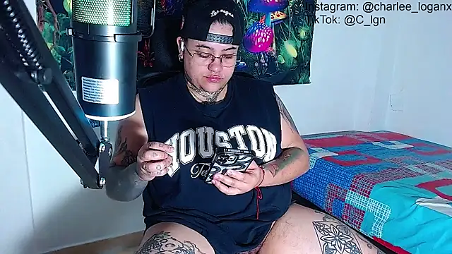 Snapshot of Techno_420_ chatting on May 20, 7:42 pm Techno 420 online show from May 20, 7:42 pm