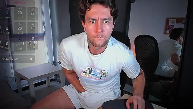 HonestAndrew online show from October 31, 8:04 am