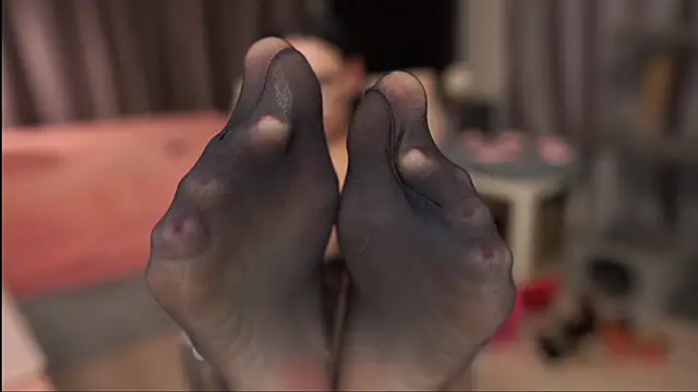 show must goon  online show from September 27, 5:07 pm