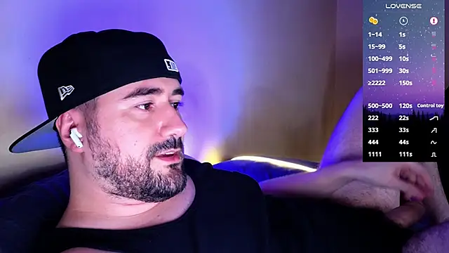 Snapshot of DominantTheo chatting on February 13, 3:29 am DominantTheo online show from February 13, 3:29 am