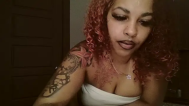 Snapshot of Cloutchasercrystall chatting on September 20, 4:30 pm Cloutchasercrystall online show from September 20, 4:30 pm