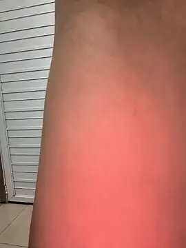 VIC22SECRET online show from March 4, 1:11 am