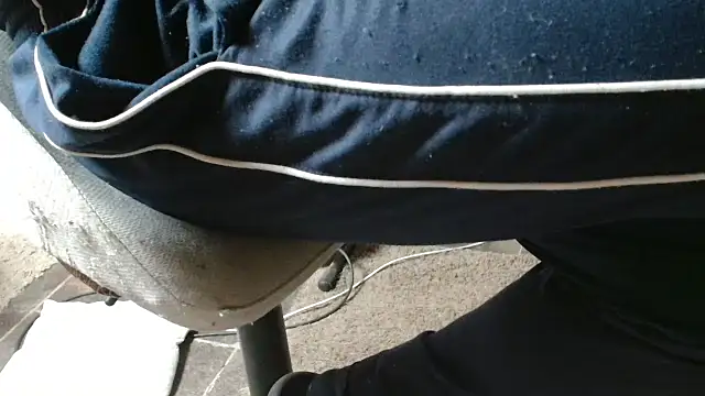 Snapshot of blow2gold chatting on September 17, 10:39 am blow2gold online show from September 17, 10:39 am