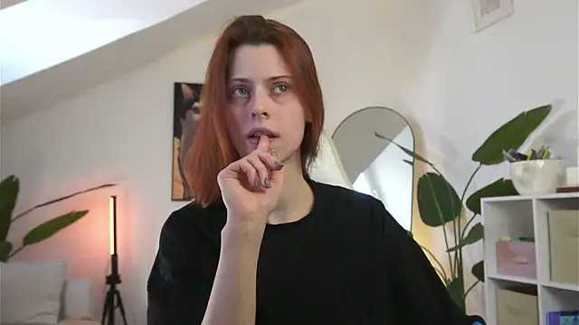 doll lesli online show from March 7, 12:24 pm