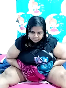 SusanaEshwar online show from March 28, 4:06 pm