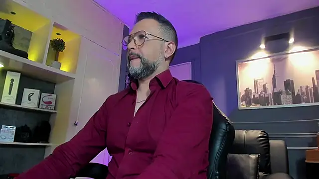 Snapshot of MrFrank_tattoo chatting on February 19, 11:39 am MrFrank tattoo online show from February 19, 11:39 am
