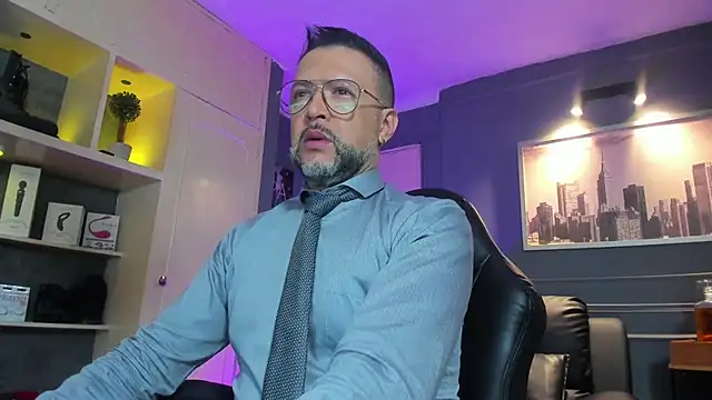 Snapshot of MrFrank_tattoo chatting on February 20, 11:22 am MrFrank tattoo online show from February 20, 11:22 am