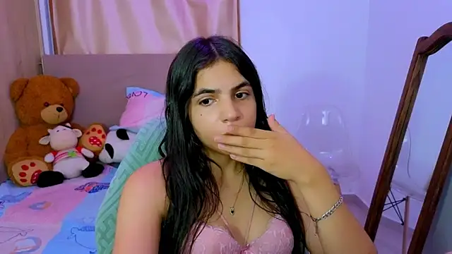  elenna online show from February 24, 6:28 pm