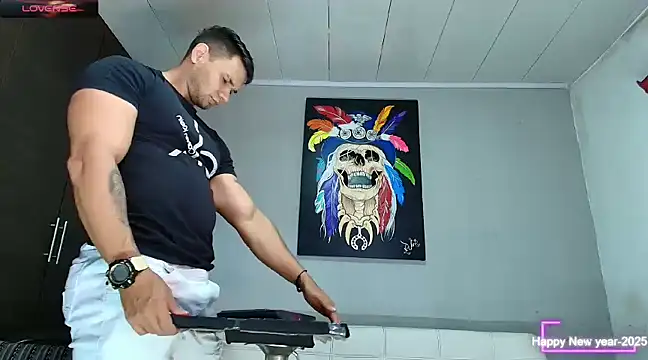 Snapshot of GendersonFit chatting on February 4, 8:59 pm GendersonFit online show from February 4, 8:59 pm