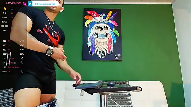 Snapshot of GendersonFit chatting on September 8, 9:36 pm GendersonFit online show from September 8, 9:36 pm