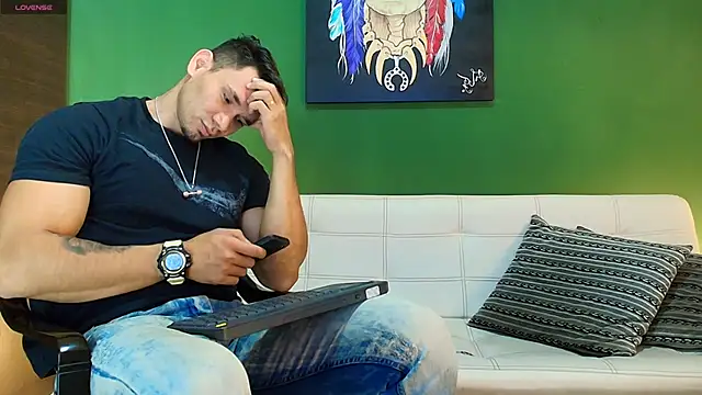 Snapshot of GendersonFit chatting on September 23, 10:35 pm GendersonFit online show from September 23, 10:35 pm