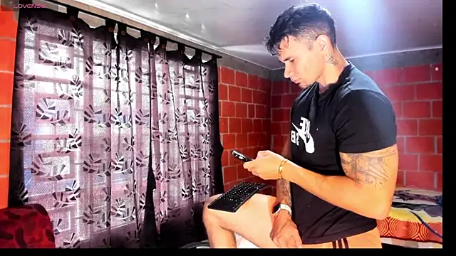 GendersonFit online show from May 31, 2:46 pm