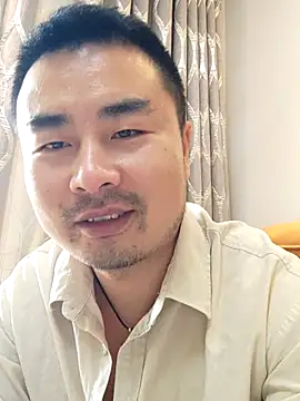 Snapshot of guozuo chatting on June 19, 1:43 am guozuo online show from June 19, 1:43 am