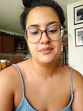 Snapshot of ZabathMiller chatting on November 13, 4:06 pm ZabathMiller online show from November 13, 4:06 pm