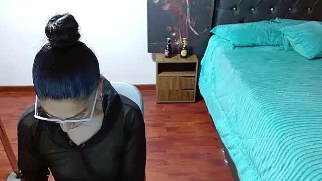 Snapshot of Anitta_muscle chatting on November 10, 8:52 pm Anitta muscle online show from November 10, 8:52 pm