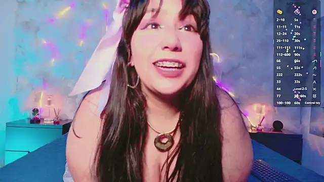 emmajohnss online show from March 29, 4:01 am