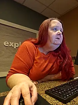 Snapshot of Hornybbw1978 chatting on April 26, 5:16 am Hornybbw1978 online show from April 26, 5:16 am