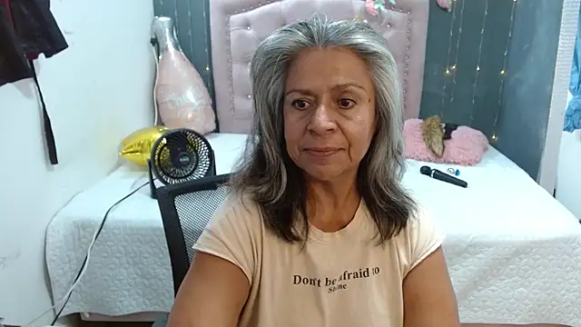 lalisha 96 online show from February 8, 6:44 pm