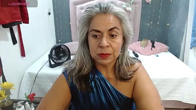 lalisha 96 online show from June 2, 11:07 pm