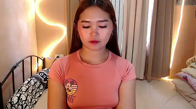 Itsme claire online show from February 7, 3:45 am