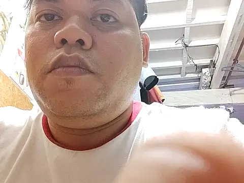 Snapshot of Cum4Kurinai chatting on March 13, 12:37 am Cum4Kurinai online show from March 13, 12:37 am