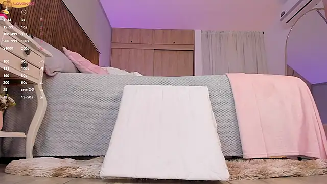 tatikiss  online show from March 21, 11:48 am