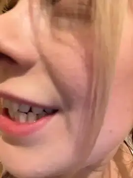 CherryAuroraa online show from December 25, 10:05 pm