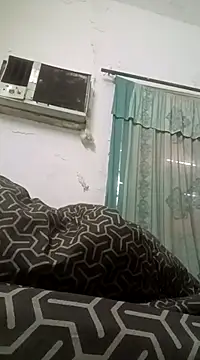 Snapshot of hotdickhow chatting on February 25, 4:24 am hotdickhow online show from February 25, 4:24 am