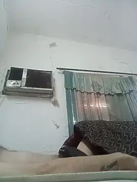 Snapshot of hotdickhow chatting on March 11, 3:48 am hotdickhow online show from March 11, 3:48 am