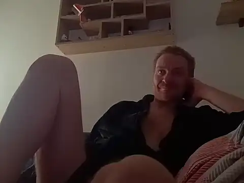 82liska online show from February 7, 10:46 pm