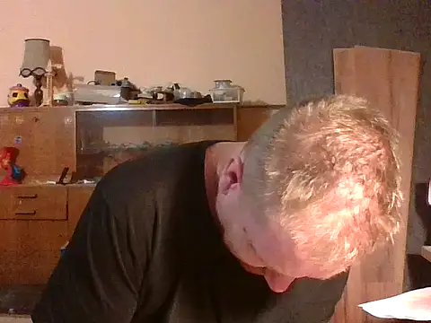 82liska online show from February 14, 4:48 pm