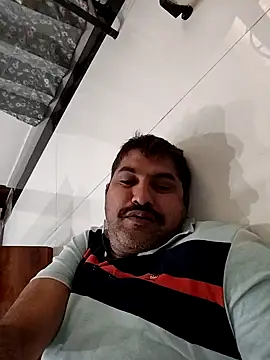 Snapshot of Amandev7 chatting on May 29, 2:53 am Amandev7 online show from May 29, 2:53 am