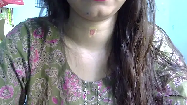 Snapshot of lovelydesi21 chatting on September 22, 6:59 am lovelydesi21 online show from September 22, 6:59 am